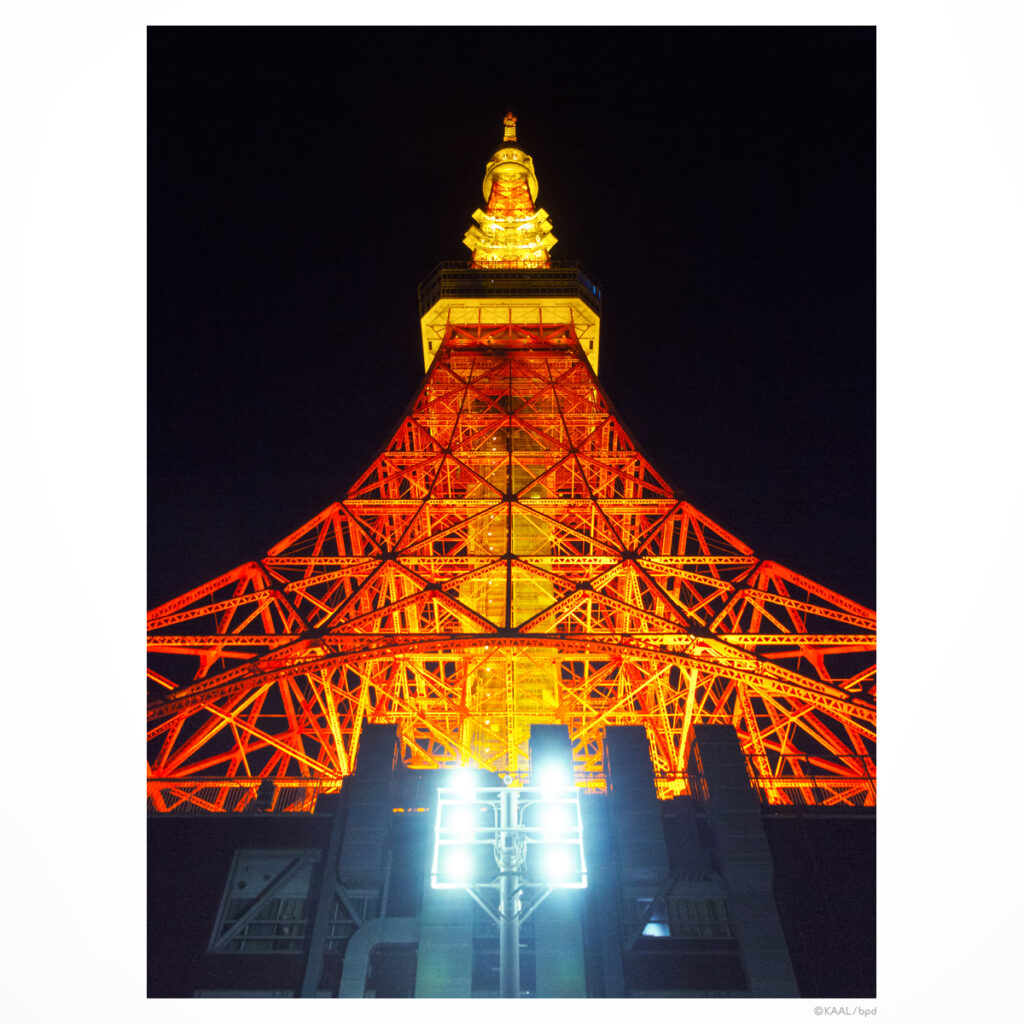 夜の東京タワー
